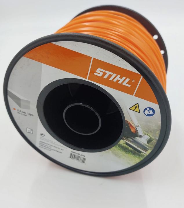 Actual product image Stihl 9302612 Mowing Thread Square 2.4mm x 253m (Weed whacker, Trimmer line + line spool)