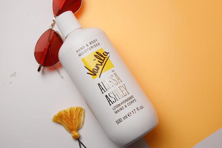 Actual product image Alyssa Ashley Vanilla (Body lotion, 500 ml)