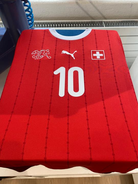 Produktbild Puma Schweiz Home Replica EM 2024 (L)