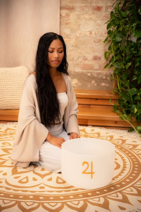 Actual product image Meinl 12" Planet Crystal Singing Bowl Jupiter (Percussion)