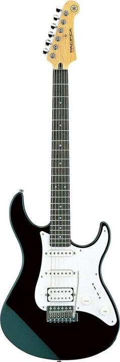 Produktbild Yamaha PAC112J 6-saitige E-Gitarre Schwarz (E-Gitarre, Ahorn, Erle, Rosenholz)