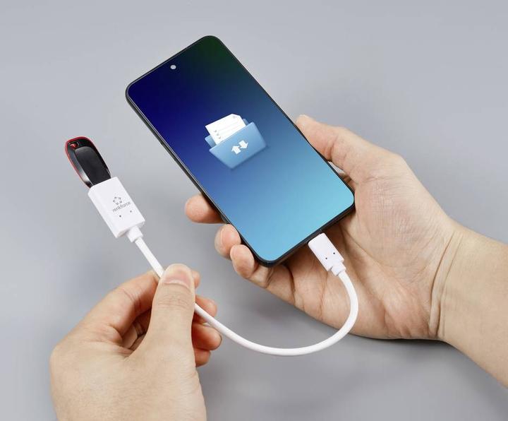 Produktbild Renkforce USB-C® Adapter (1x USB-C® 5Gbps - 1x USB 3.2 Gen 1 Buchse A (USB 3.0)) (0.20 m, USB 3.0, 15 W)