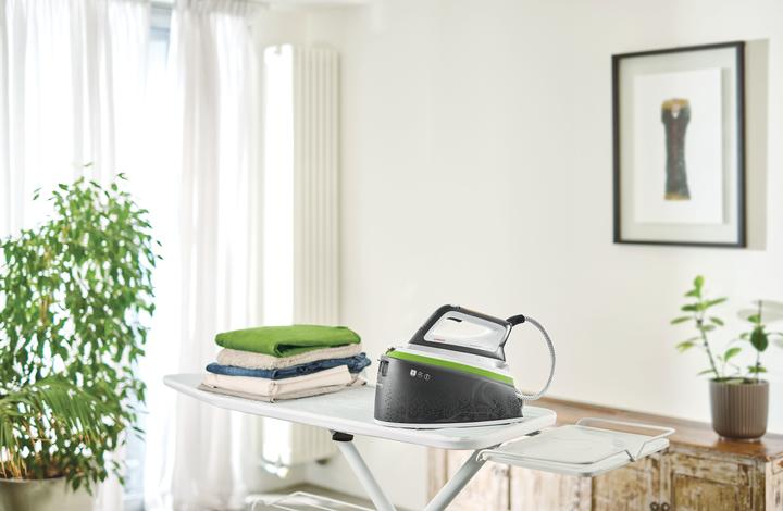 Immagine prodotto Polti Vaporella Instant VI50.20 2400 W 2 L Verde, Bianco (2400 W, 550 g/min)