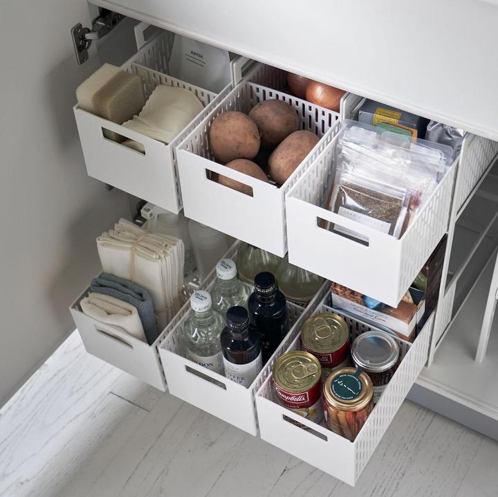 Actual product image Yamazaki Storage baskets with stand TOWER (1 x)