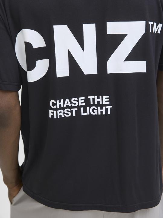Actual product image Jack & Jones Rückenprint Rundhalsausschnitt T-shirt T-shirt (L)