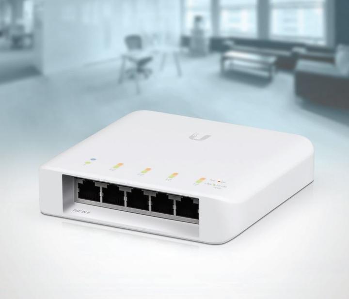 Produktbild Ubiquiti UnifiFlex:Outdoor 5Port PoE Switch (5 Ports)