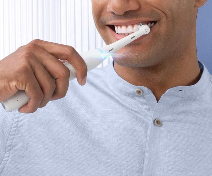 Immagine prodotto Oral-B iO-Series 7 (Spazzolino oscillante)