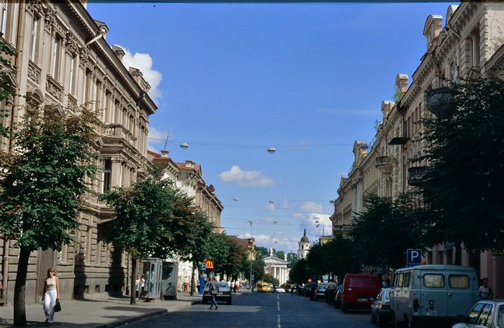 Actual product image Vilnius (German, Denise Snieguolė Wachter, Dovalde Butenaite, Maria Grossmann, 2024)