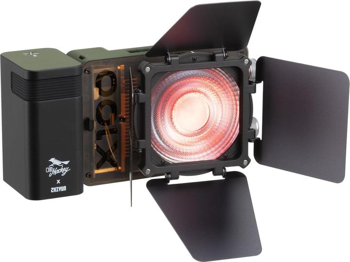 Image du produit Zhiyun MOLUS X100RGB - LED Light with EUR plug (Lumière vidéo)