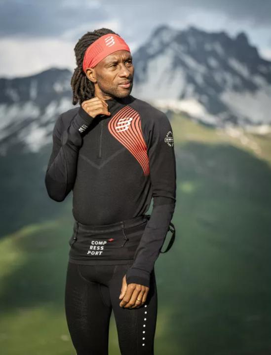 Actual product image Compressport Winter Trail Postural LS Top M (M)