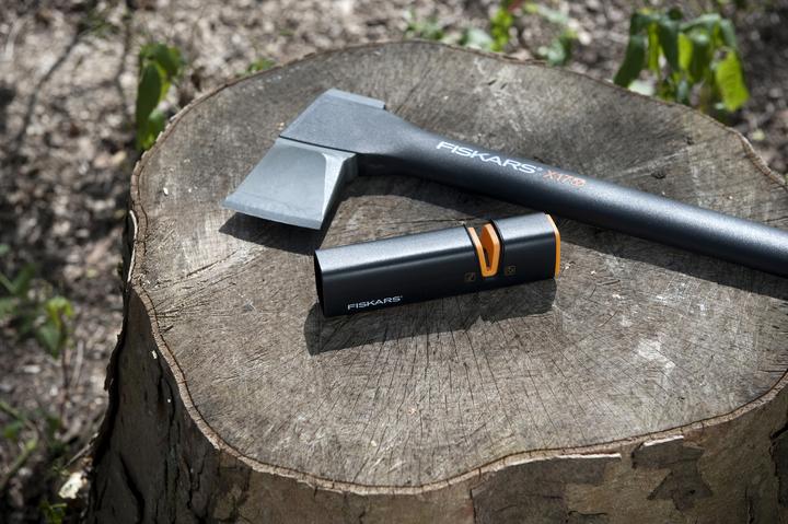 Produktbild Fiskars Axt- und Messerschärfer