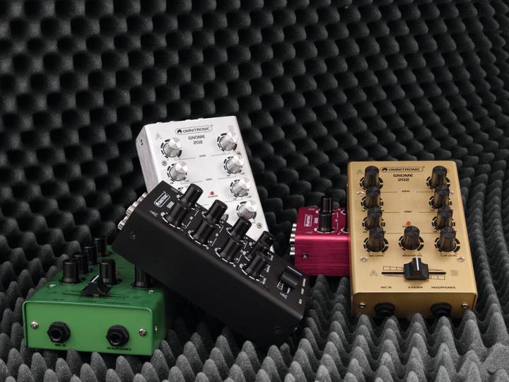 Actual product image Omnitronic DJ Mixer Gnome E-202