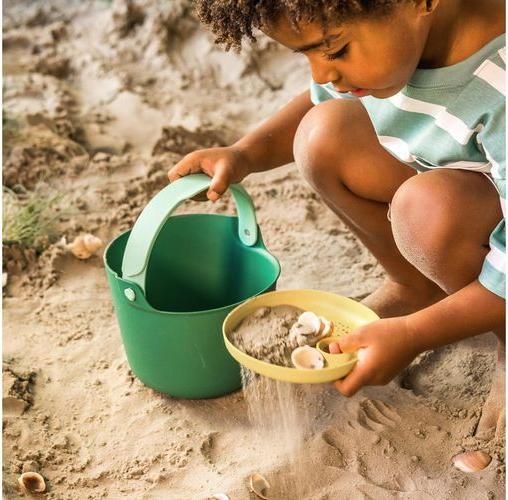 Actual product image Quut Bucket Bucki? Garden Green 2 parts, age recommendation