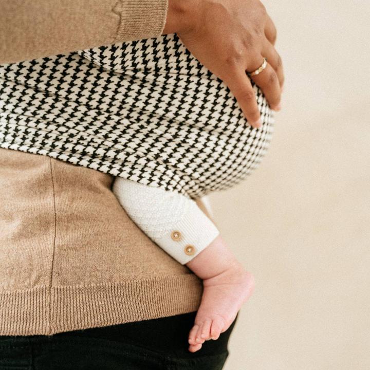 Actual product image Studio Romeo Ring Sling Baby Carrier - Moss