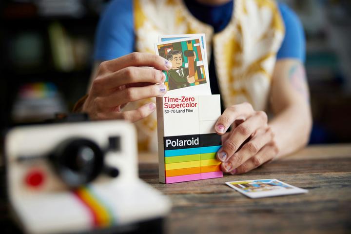 Productafbeelding LEGO Polaroid OneStep SX-70 instant camera (21345, LEGO Ideeën)