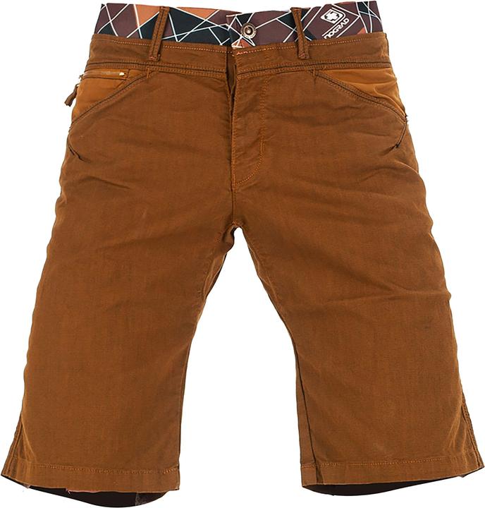Nograd Yaniro Short