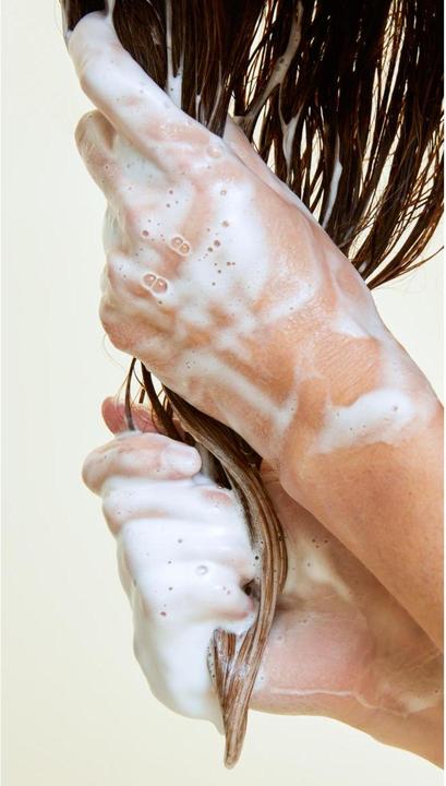 Produktbild NIVEA Diamond Gloss Shampoo Fl 250 ml (250 ml, Flüssiges Shampoo)