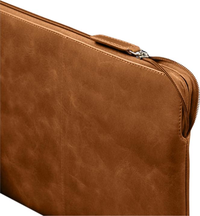 Actual product image dbramante1928 Skagen Pro (13", Apple)