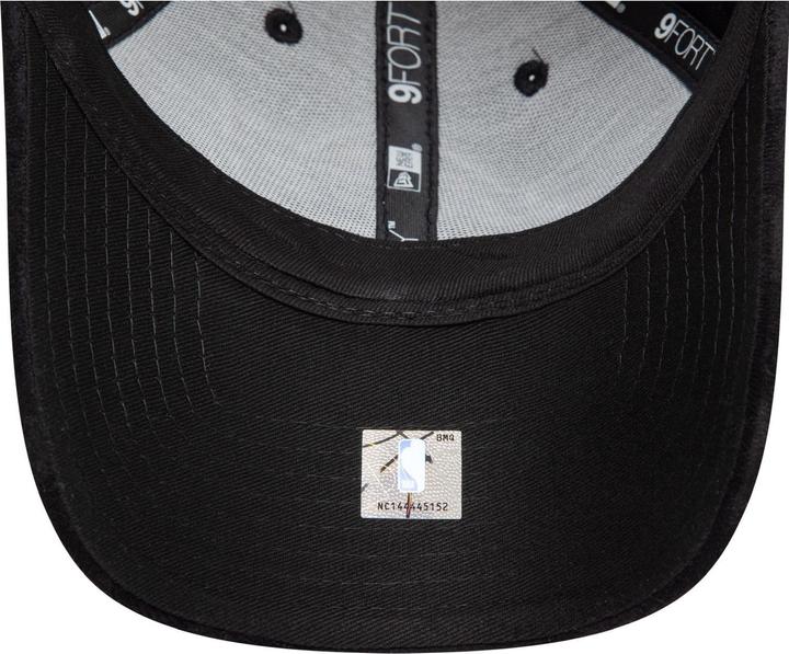 Actual product image New Era 9Forty Strap Cap - Check Los Angeles Lakers Schwarz