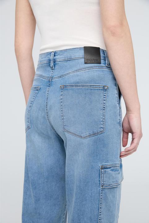 Actual product image Du/Er Performance Lite High Rise Cargo (W26/L28)