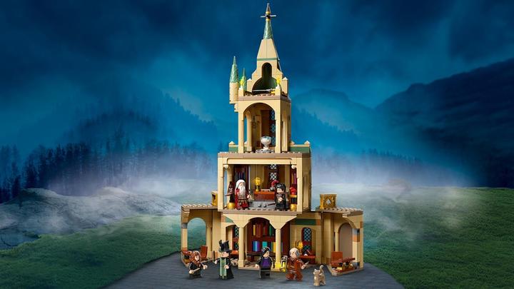 Produktbild LEGO Hogwarts: Dumbledores Büro (76402, LEGO Harry Potter)