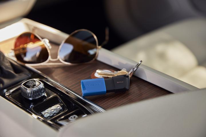 Immagine prodotto Kingston DataTraveler Exodia M (64 GB, USB-A)