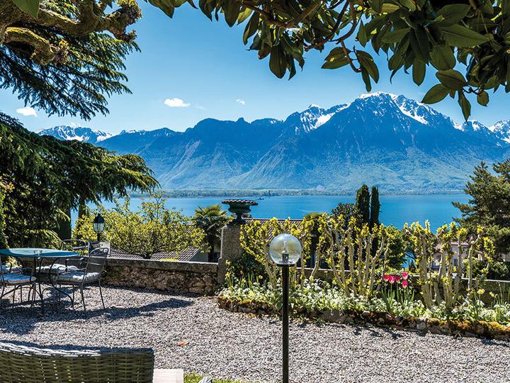 Produktbild Smartbox Romantischer Kurzurlaub am Genfersee mit Eintritt in das Schloss Chillon (2 Pers.)