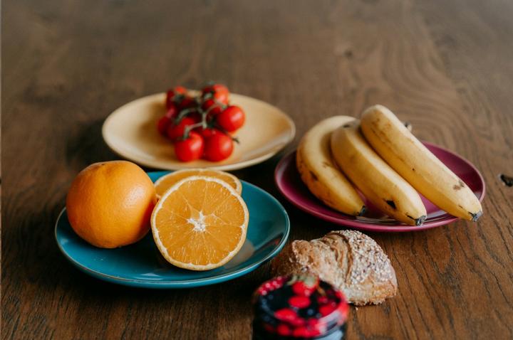 Image du produit Kadastar Assiette à hors-d'oeuvre jaune fleuri, Ø 21 cm (1 x)