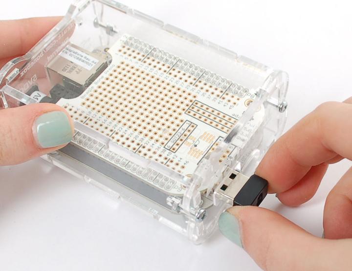 Actual product image Play-Zone Miniature WiFi (802.11b/g/n) module (Receiver)