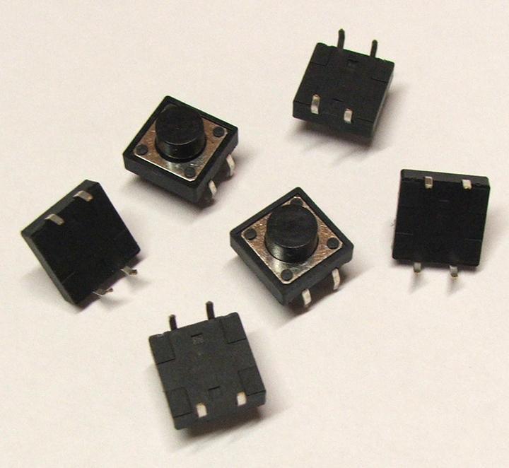 Play-Zone Interruttore di circuito 12 x 12 X 7 mm