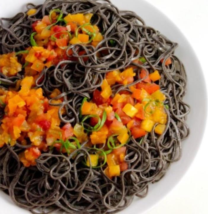 Produktbild Explore Cuisine Spaghetti aus Schwarzen Bohnen Bio (200 g)