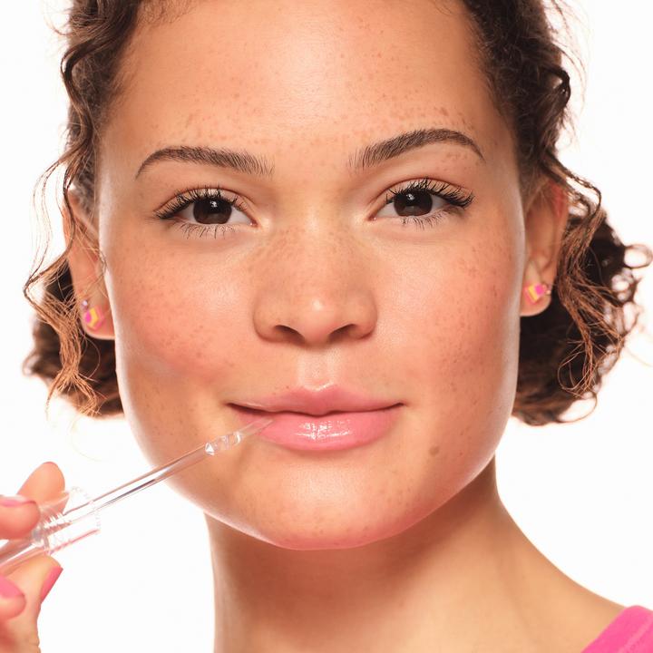 Immagine prodotto essence what the fake! GLASS SHINE PLUMPING LIP FILLER (01 Oh So Glassy)