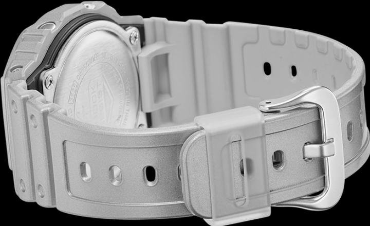 Produktbild G-Shock DW-5600FF-8ER (Taucheruhr, 43 mm)