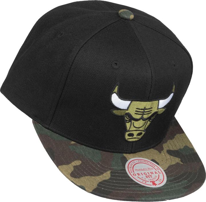 Produktbild Mitchell & Ness Snapback Cap - CAMO Chicago Bulls schwarz