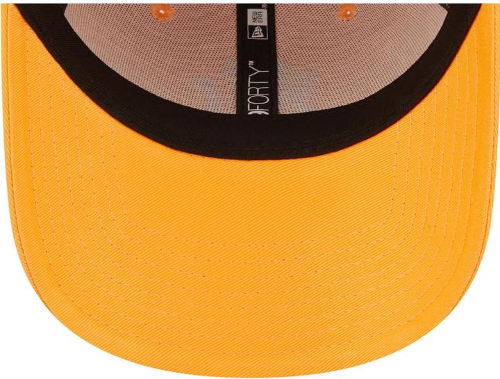 Actual product image New Era 9Forty Strapback Cap - New York Yankees Gold