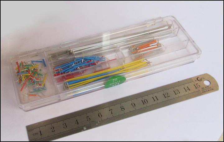 Produktbild OEM 140 Stk. Breadboard-Verbindungskabel mit Box (Kabel)