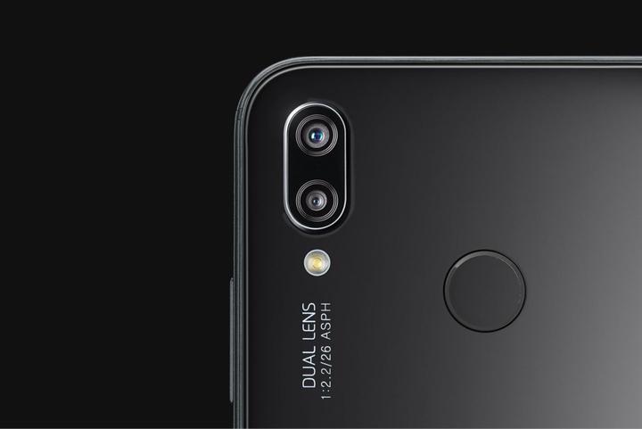 Image du produit Huawei P20 Lite (64 Go, Midnight Black, 5.80", Double SIM hybride, 16 Mpx, 4G)