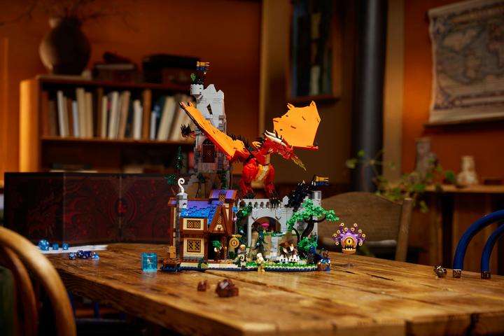 Actual product image LEGO 21348 Dungeons & Dragons: The Saga of the Red Dragon (21348, LEGO Ideas, LEGO Rare Sets)
