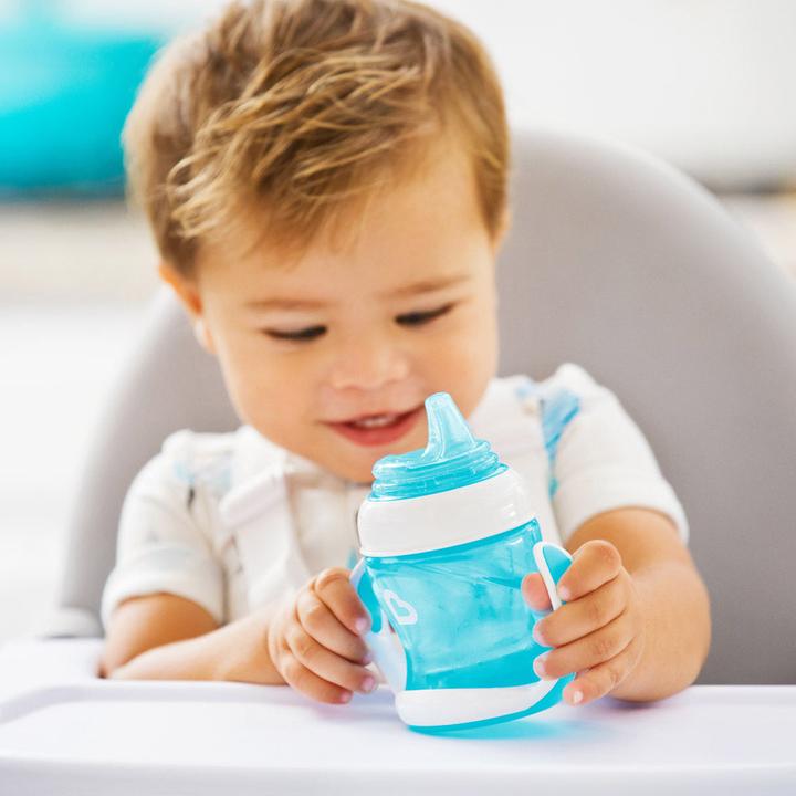 Actual product image Munchkin Gentle Transition Trainer Cup, 4m+, 118ml, blue, 012549WWW (118 ml)