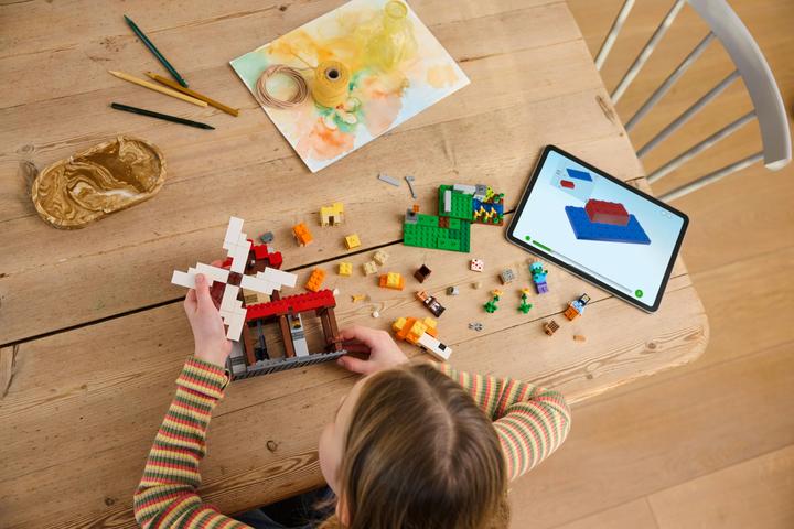 Actual product image LEGO The windmill farm (21262, LEGO Minecraft)