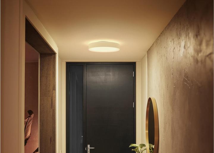 Actual product image Philips Hue White Ambiance Enrave (2400 lm)