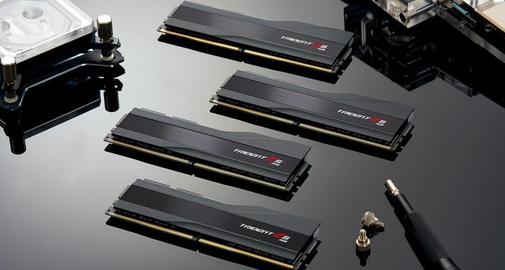 Produktbild G.Skill Trident Z5 RGB (2 x 16GB, 6000 MHz, DDR5-RAM, DIMM)