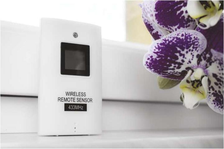 Produktbild Emos E5005 digital weather station White LED Battery