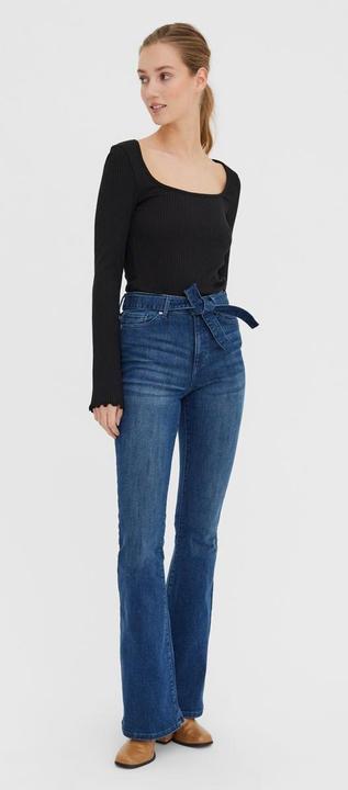 Actual product image Vero Moda VMSIGA Flared Belt High Waist Jeans (W25/L32)