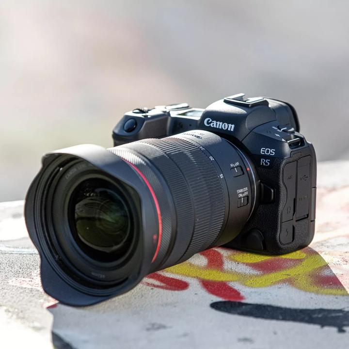 Image du produit Canon EOS R5 (45 Mpx, Plein format)