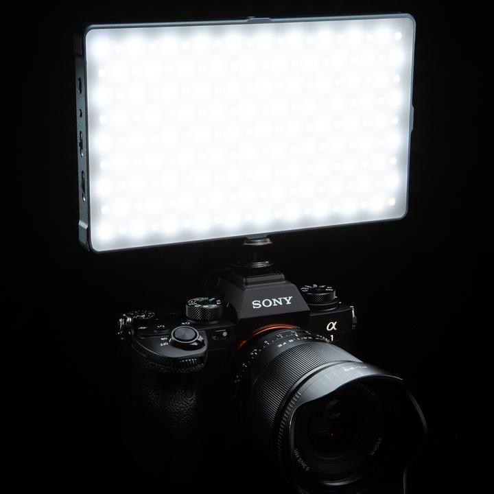 Produktbild Rollei Slim LED M (Flächenleuchte)