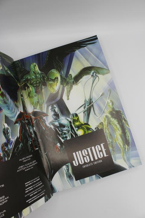 Produktbild Panini Justice: Absolute Edition (Deutsch, Jim Krueger, Doug Braithwaite, Alex Ross, 2022)