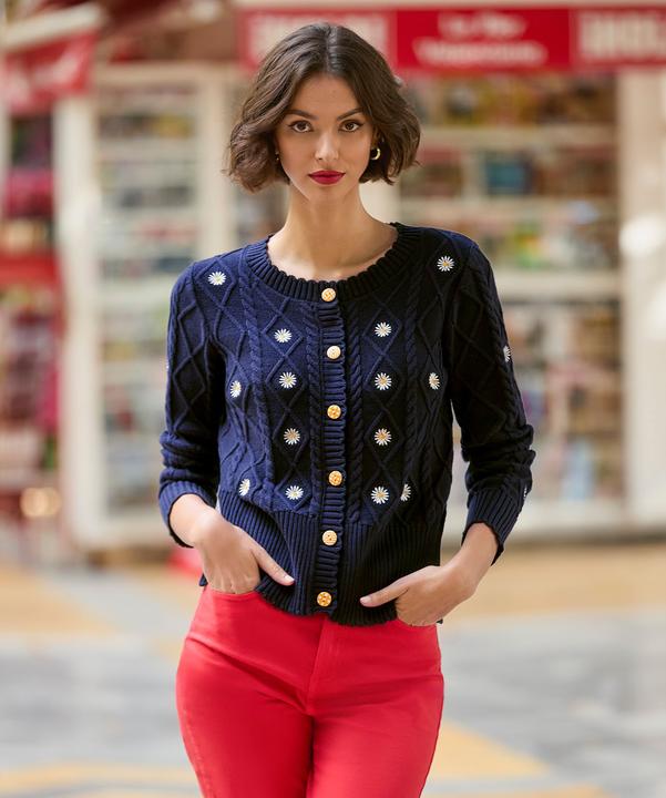 Produktbild Joe Browns Daisy Cable Knit Cardigan (40)