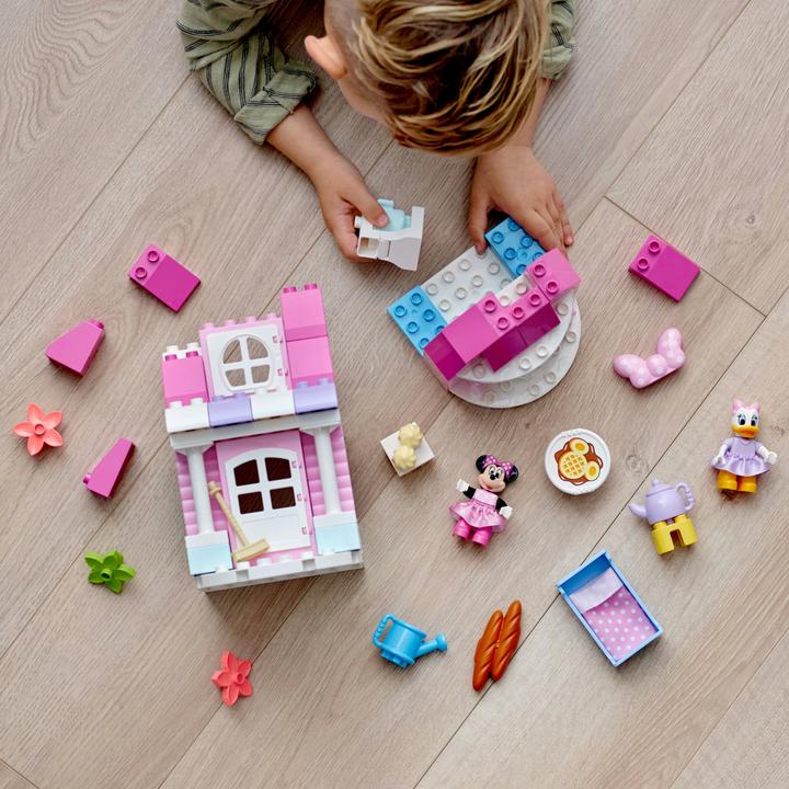 Actual product image LEGO DUPLO 10942 Minnie's house and cafe (10942)