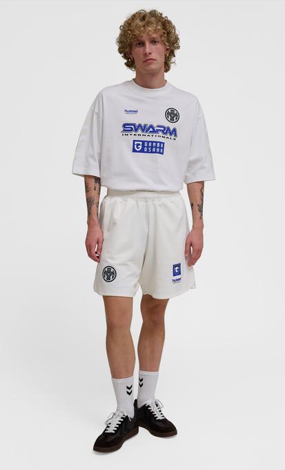 Actual product image hummel Hmloversized Shorts Gamba (M)